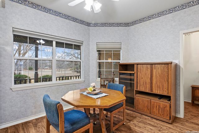 237 emerald, Fredericksburg, TX 78624