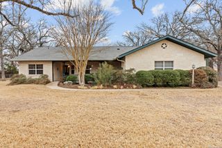 237 emerald, Fredericksburg, TX 78624
