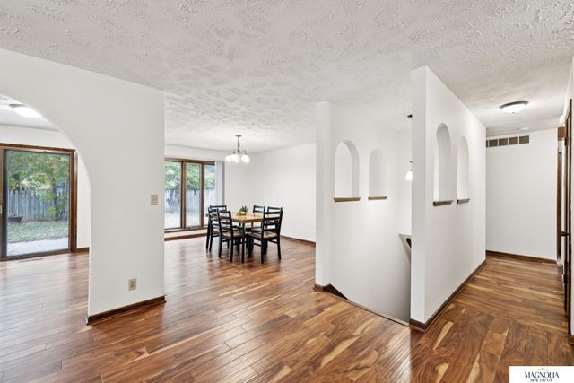 5800 Berkeley Drive, Lincoln, NE 68512