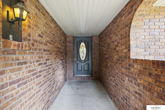 5800 Berkeley Drive, Lincoln, NE 68512