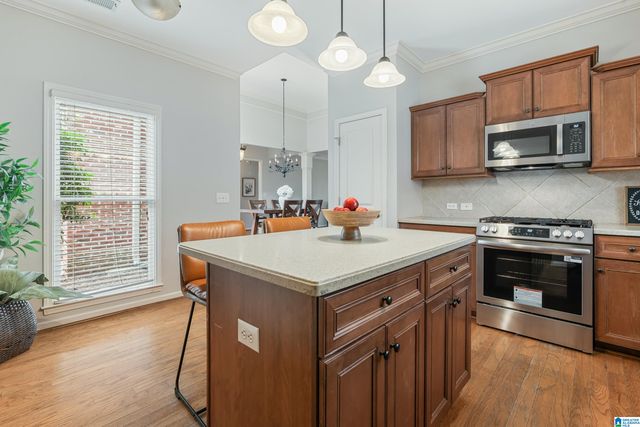 1555 CREEKSIDE DRIVE, Hoover, AL 35244