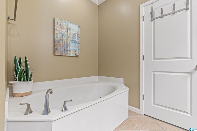 1555 CREEKSIDE DRIVE, Hoover, AL 35244