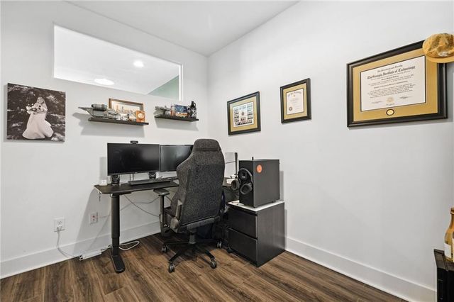 24 Becker NW Place, Atlanta, GA 30307