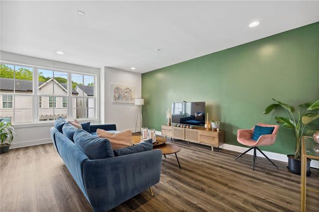 24 Becker NW Place, Atlanta, GA 30307