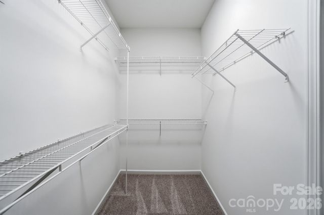 8835 Kestral Ridge Drive, Charlotte, NC 28269