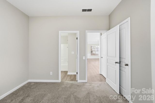 8835 Kestral Ridge Drive, Charlotte, NC 28269