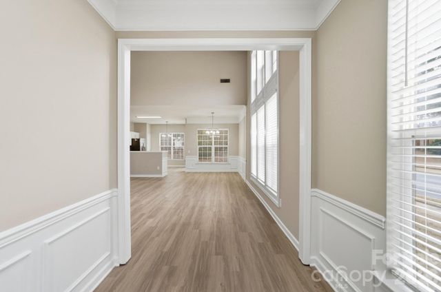 8835 Kestral Ridge Drive, Charlotte, NC 28269