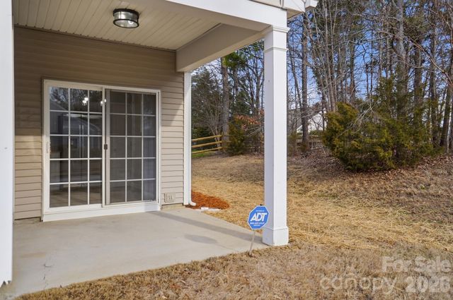 8835 Kestral Ridge Drive, Charlotte, NC 28269