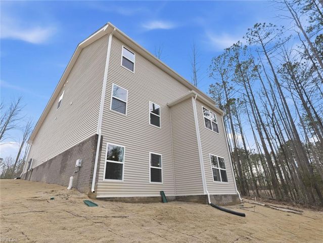 7784 Patriots WAY E, Gloucester, VA 23061