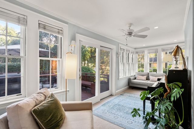 17 Atwood St, Wellesley, MA 02482