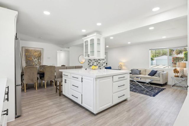 3010 N Chuperosa Road, Palm Springs, CA 92262