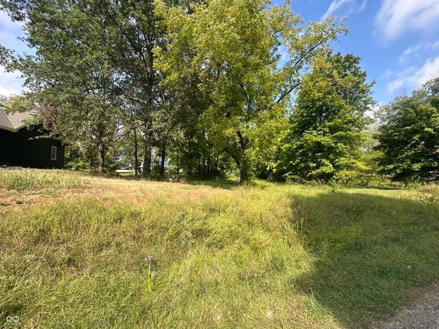 12158 Spring Creek Drive, Covington, IN 47932