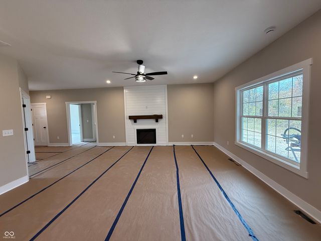 12158 Spring Creek Drive, Covington, IN 47932