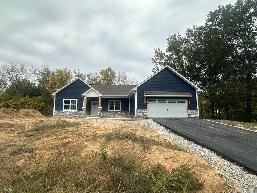 12158 Spring Creek Drive, Covington, IN 47932