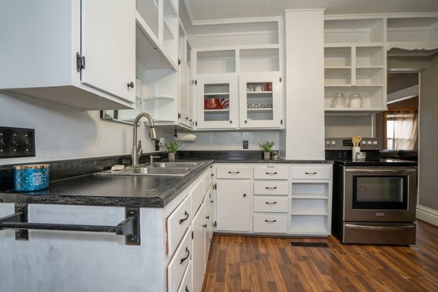 314 E 3rd Street N, Newton, IA 50208