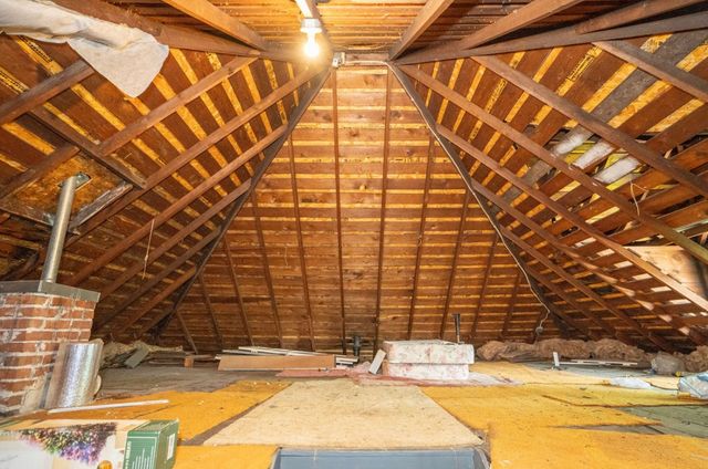 314 E 3rd Street N, Newton, IA 50208