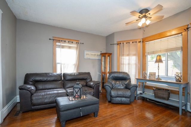 314 E 3rd Street N, Newton, IA 50208