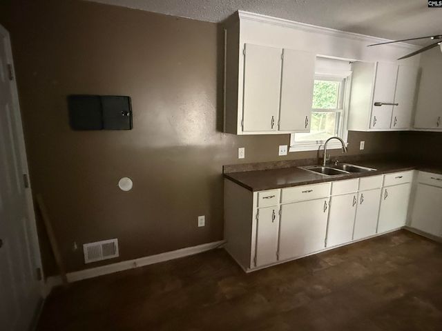 709 Meadowlake Drive, Columbia, SC 29203