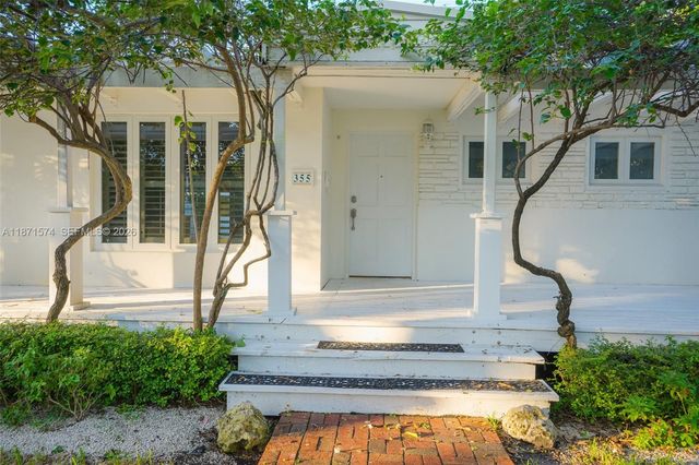 355 Redwood Lane, Key Biscayne, FL 33149