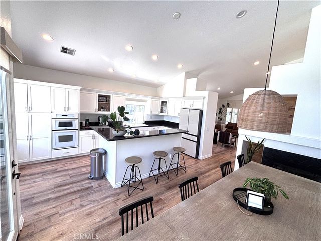 23939 Hammond Court, Valencia, CA 91354