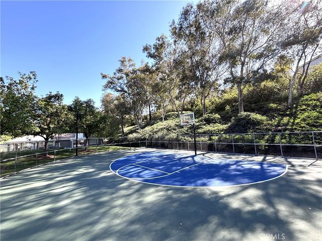 23939 Hammond Court, Valencia, CA 91354