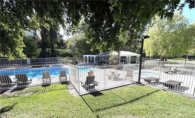23939 Hammond Court, Valencia, CA 91354