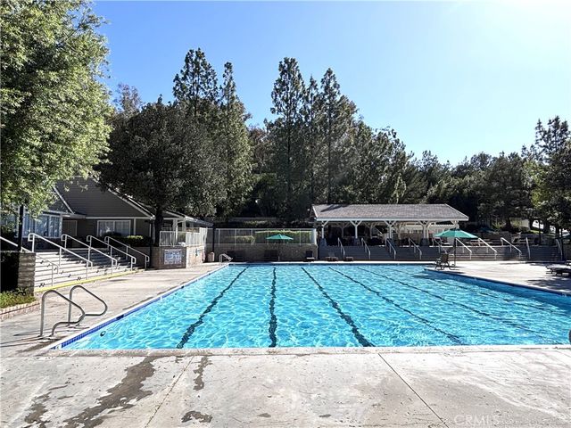 23939 Hammond Court, Valencia, CA 91354