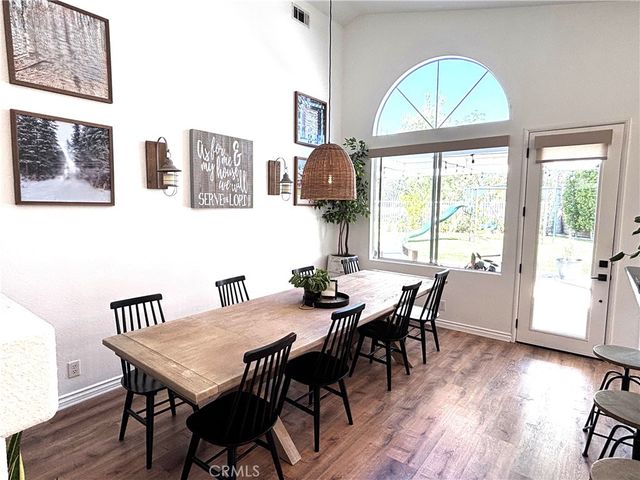 23939 Hammond Court, Valencia, CA 91354