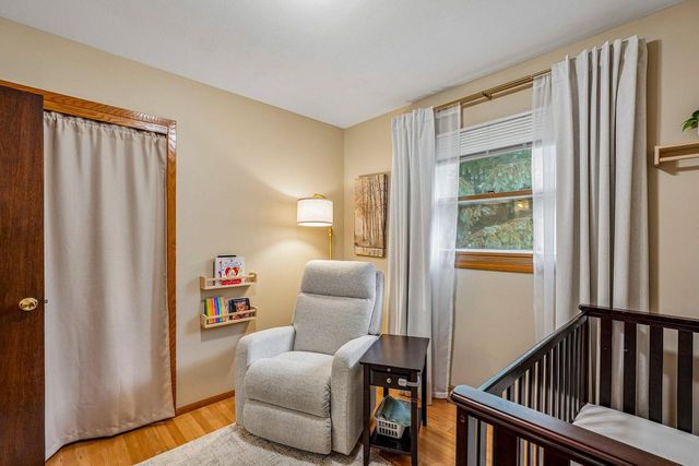 1118 Dogwood LANE, Waukesha, WI 53189