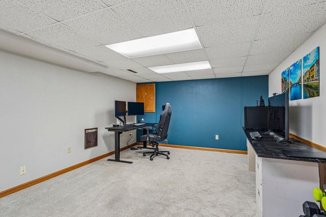 1118 Dogwood LANE, Waukesha, WI 53189