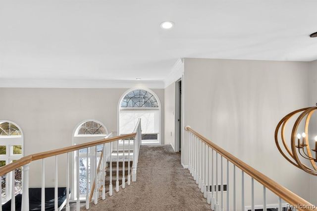 5874 Orchard Woods Drive, West Bloomfield, MI 48324