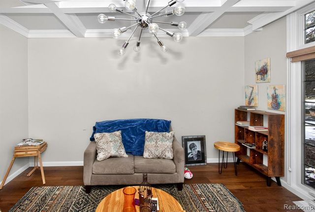 5874 Orchard Woods Drive, West Bloomfield, MI 48324