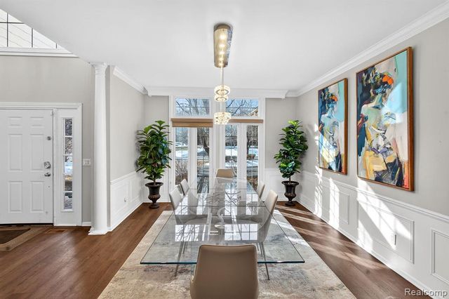 5874 Orchard Woods Drive, West Bloomfield, MI 48324