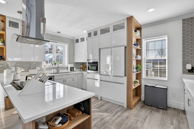 259 E Tickle Rd, Westport, MA 02790