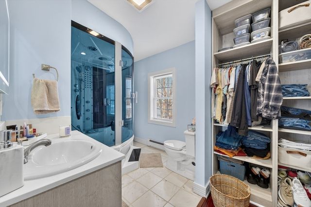 259 E Tickle Rd, Westport, MA 02790