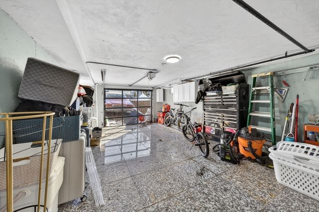 259 E Tickle Rd, Westport, MA 02790