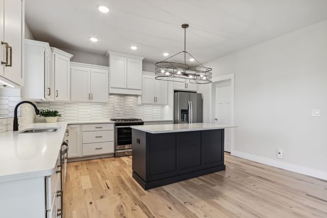 4812 Oakdale Drive, Champaign, IL 61822