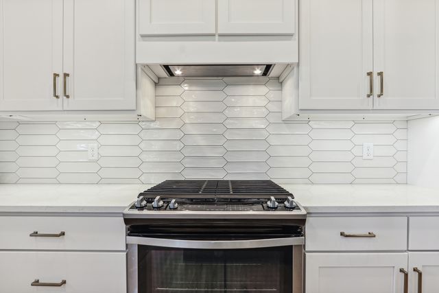 4812 Oakdale Drive, Champaign, IL 61822