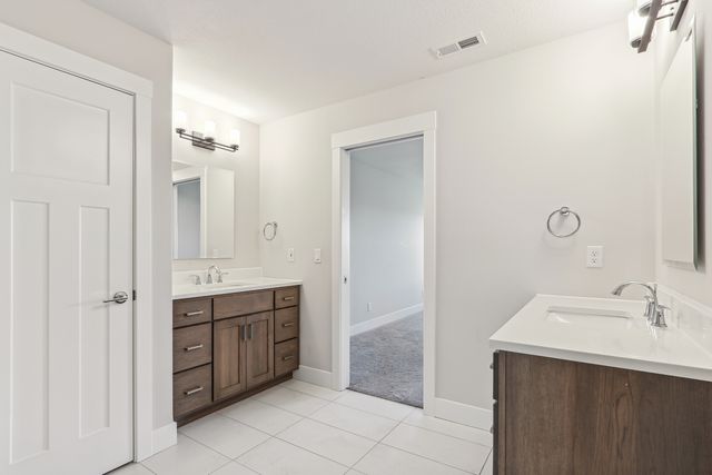 4812 Oakdale Drive, Champaign, IL 61822