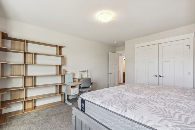 4812 Oakdale Drive, Champaign, IL 61822