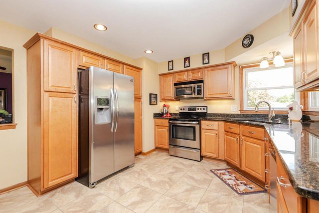 4123 95th STREET, Wauwatosa, WI 53222