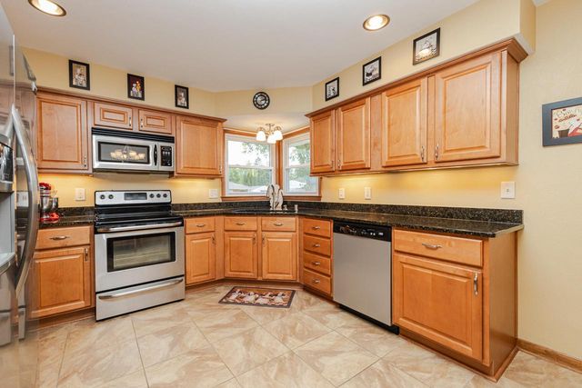 4123 95th STREET, Wauwatosa, WI 53222