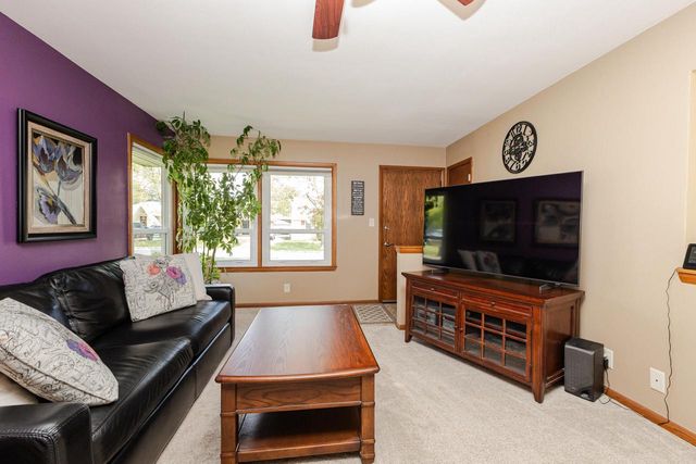 4123 95th STREET, Wauwatosa, WI 53222