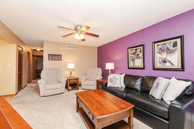 4123 95th STREET, Wauwatosa, WI 53222