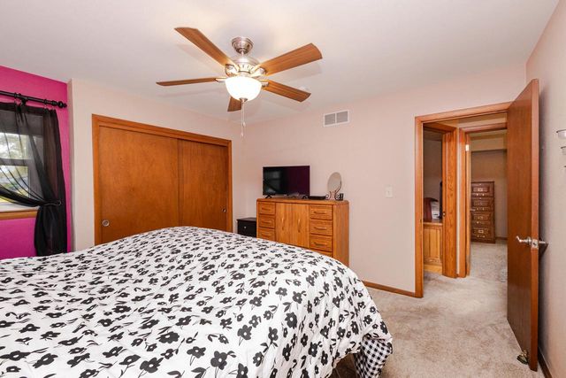 4123 95th STREET, Wauwatosa, WI 53222