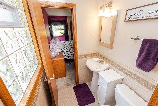 4123 95th STREET, Wauwatosa, WI 53222