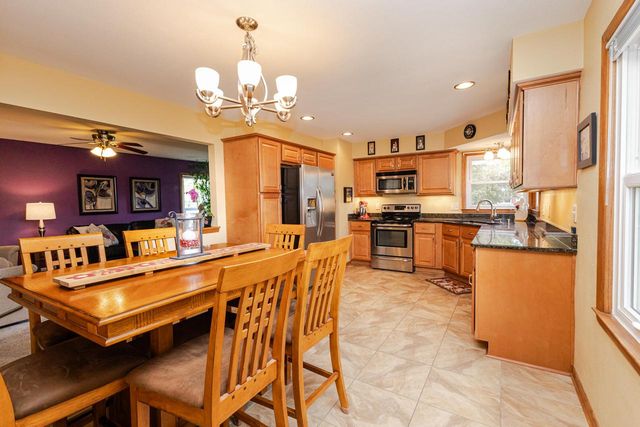4123 95th STREET, Wauwatosa, WI 53222