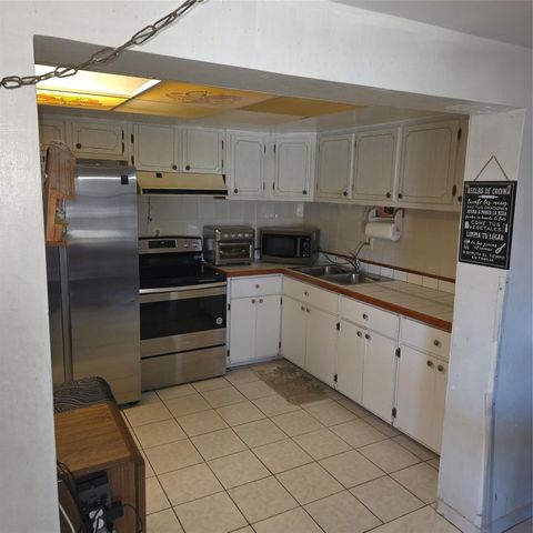 5451 SW 36th Street, West Park, FL 33023