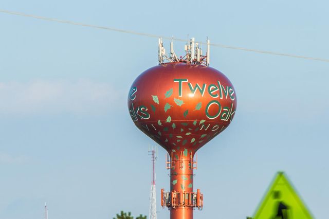 48000 Eight Mile Road, Northville, MI 48167