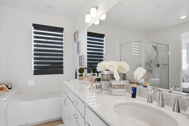 1582 Ivy Ln, Tracy, CA 95376